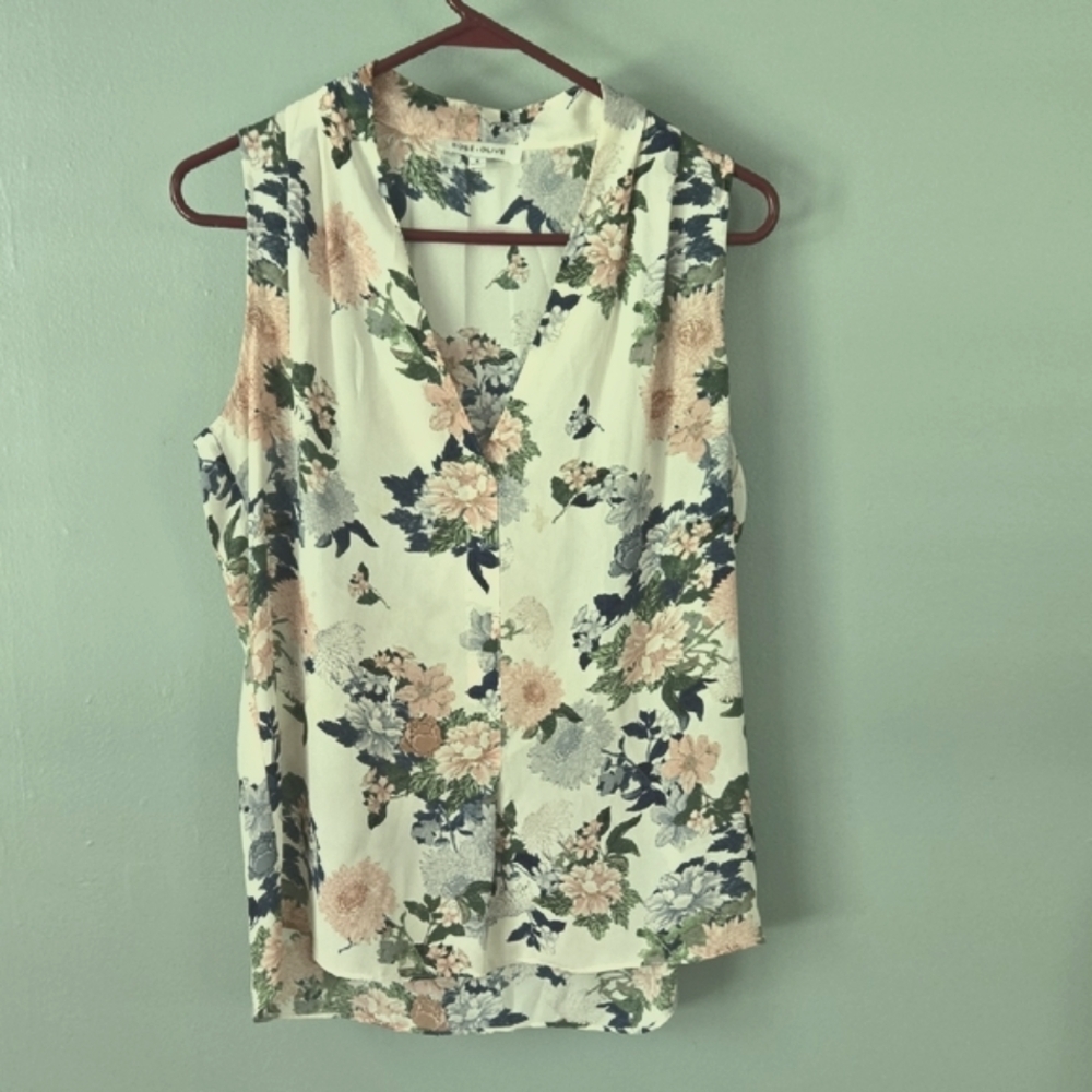 Cream and Pink Sleeveless Blouse with Notched Collar